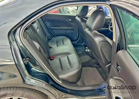 2010 Ford Fusion Hybrid z USA, uszkodzony, nr VIN 3FADP0L36AR423269